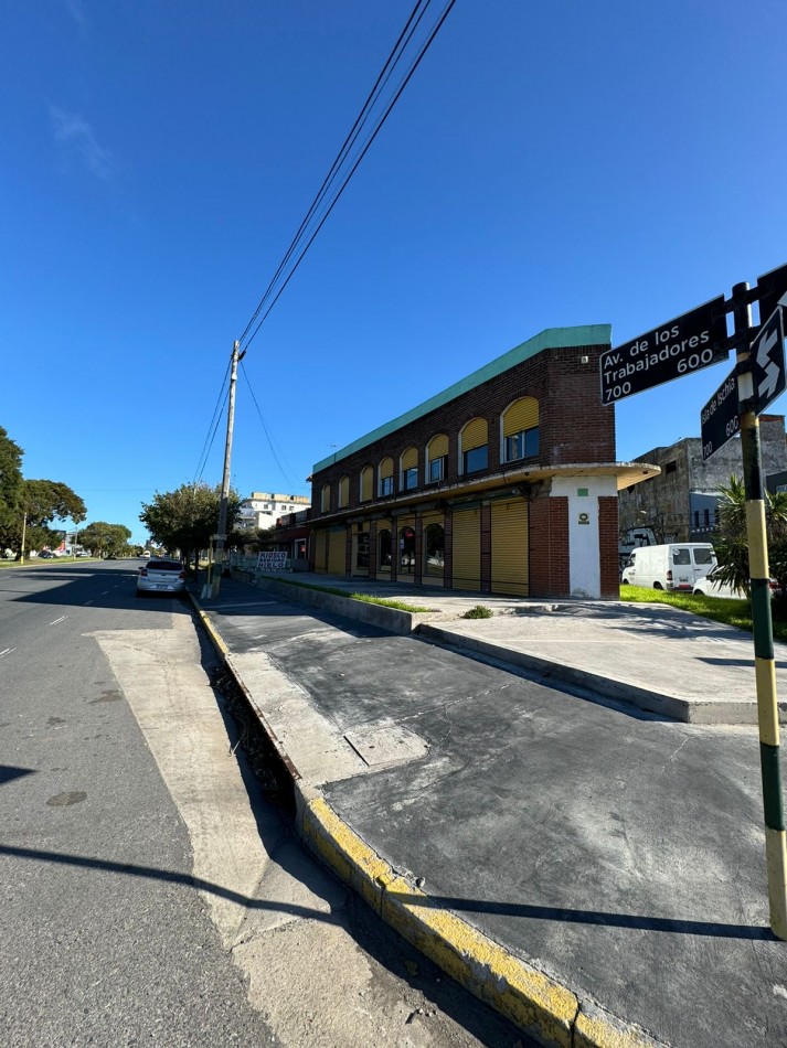 Local Comercial en Venta - Zona Puerto