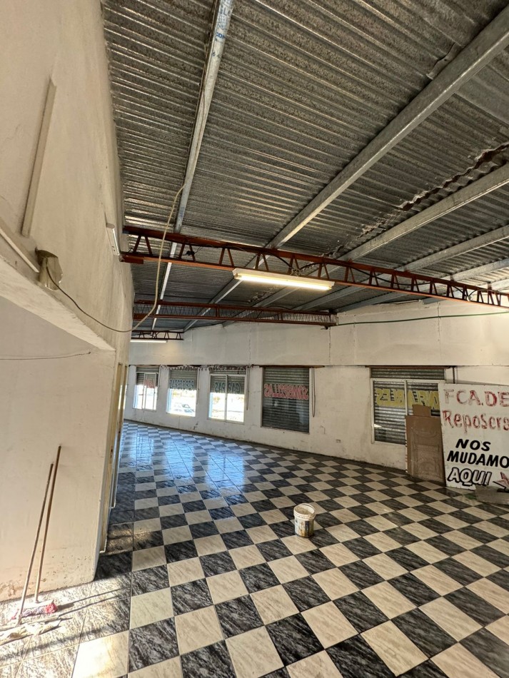 Local Comercial en Venta - Zona Puerto