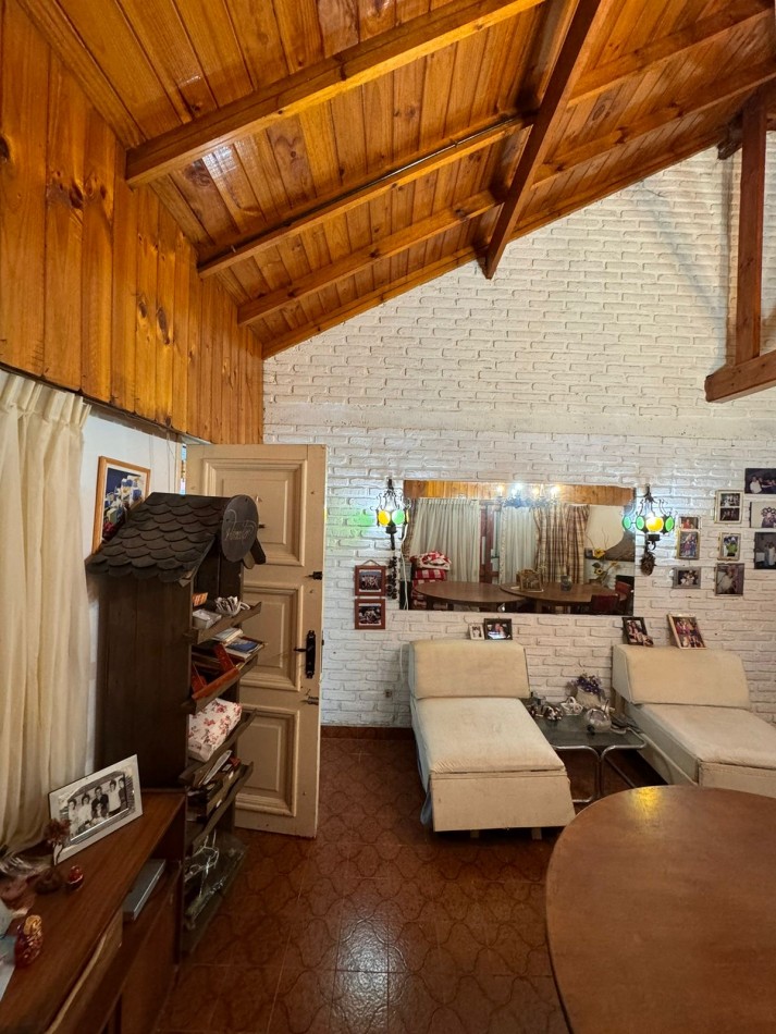 Casa Quinta en Venta - La Gloria de la Peregrina