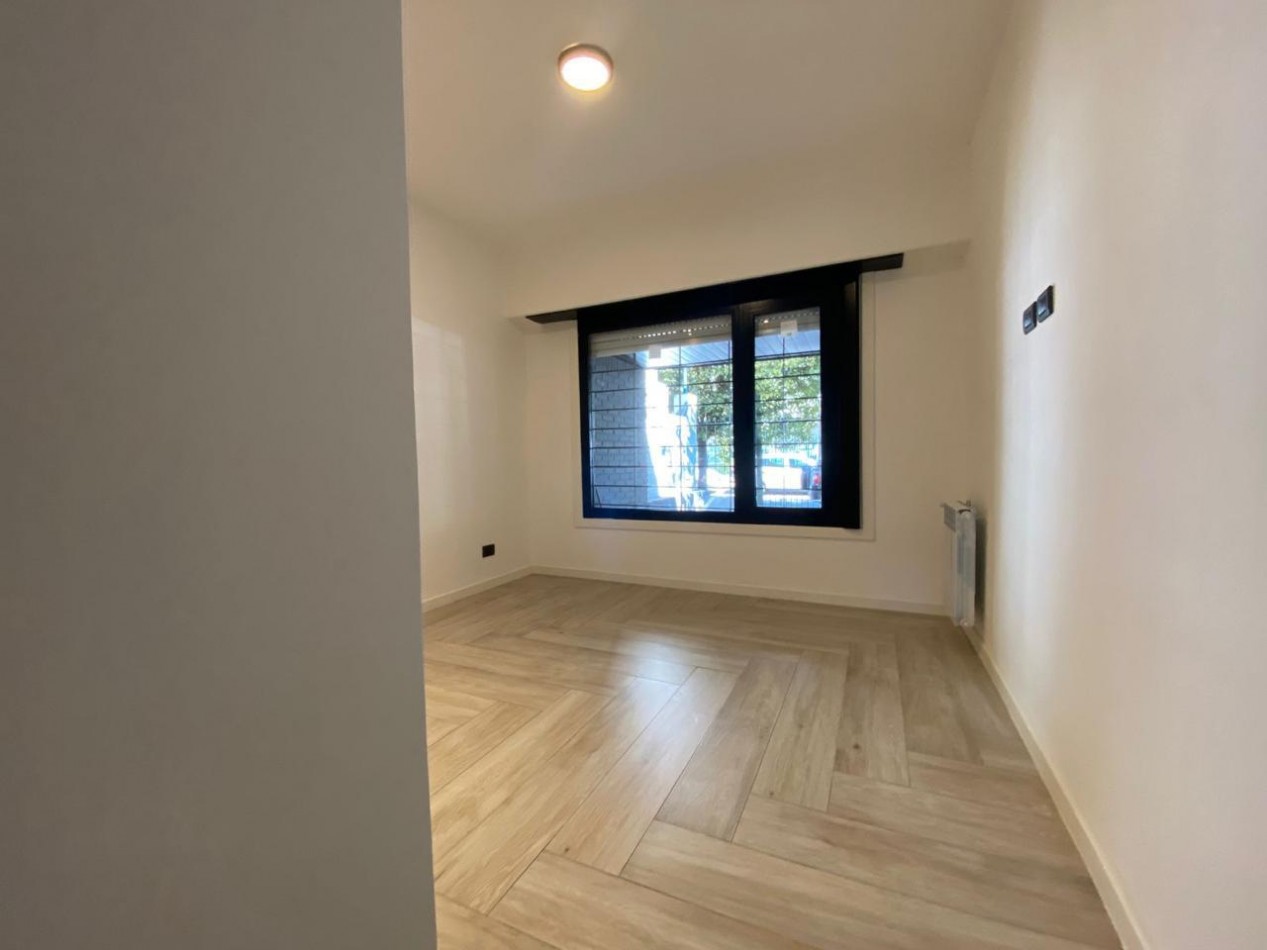 Casa 3 ambientes en Venta - Zona Los Pinares