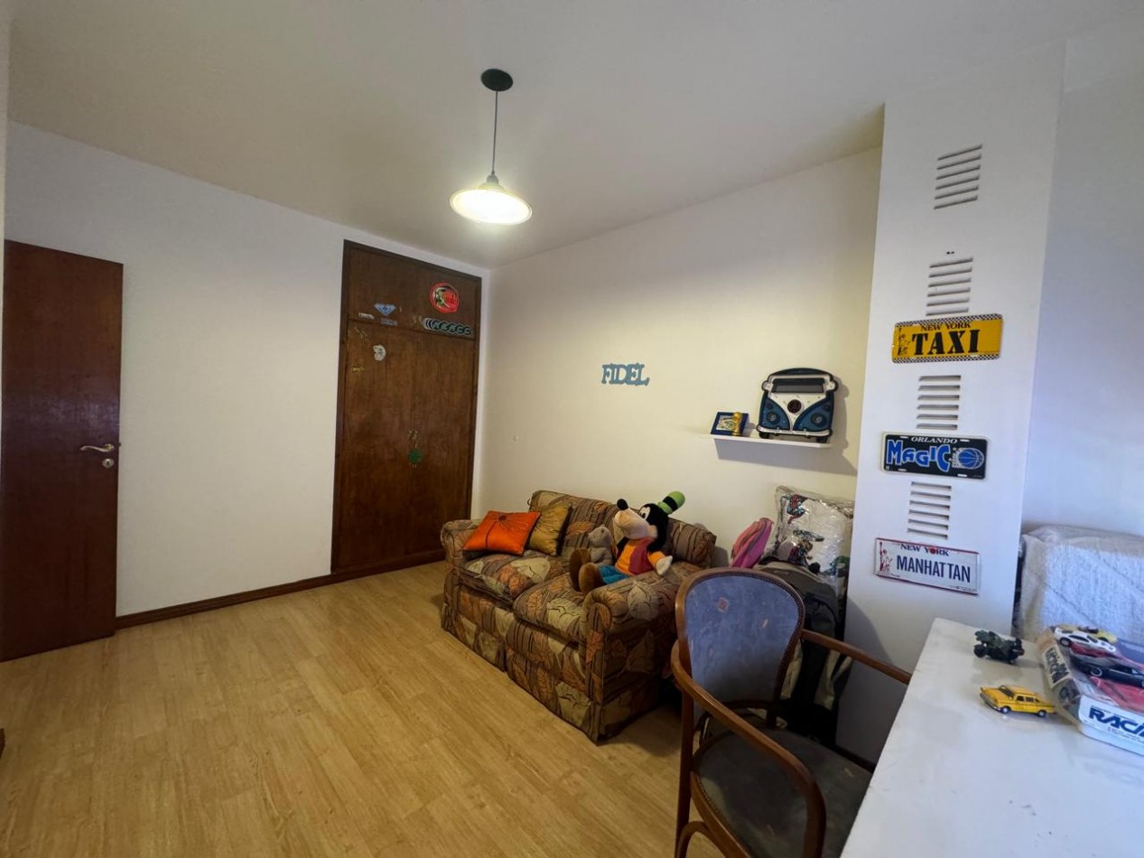 Casa 4 AMB en Venta - Barrio Los Tilos