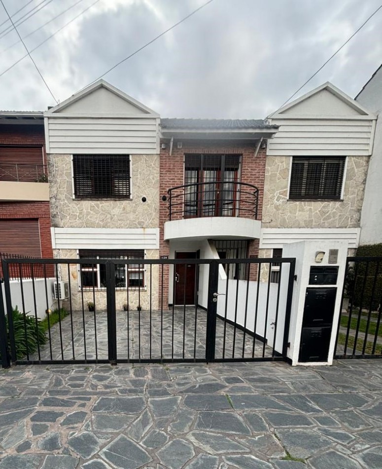 Duplex 4 ambientes en Venta - Zona Constitucion