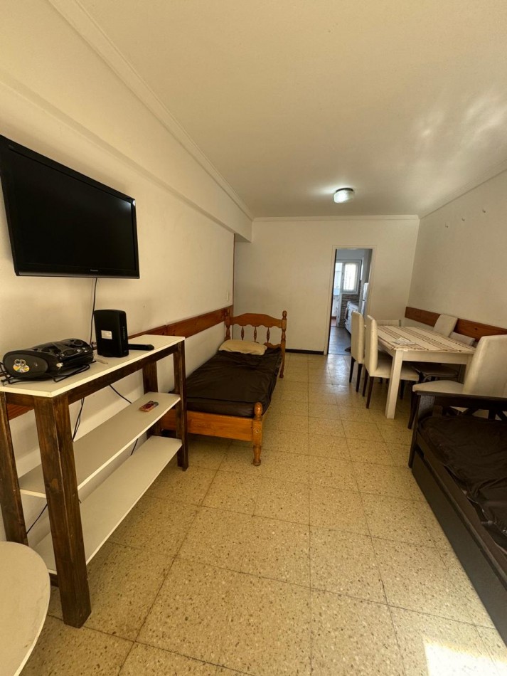 Departamento 3 ambientes en Venta - Aldrey con balcon al frente 
