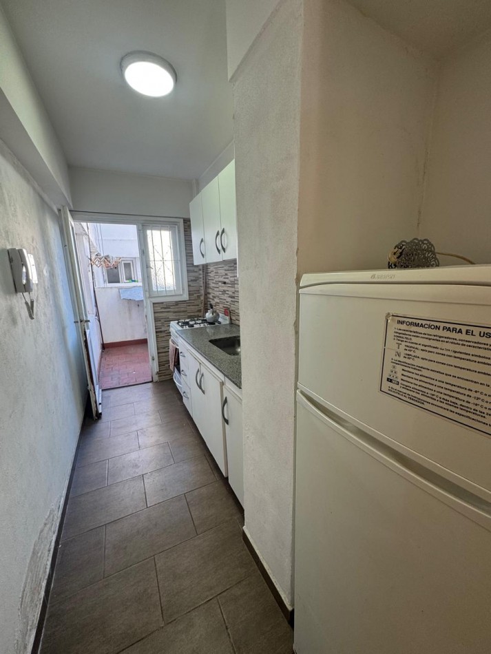 Departamento 3 ambientes en Venta - Aldrey con balcon al frente 