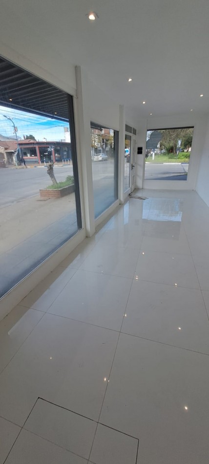 Local Comercial en Venta - San Juan
