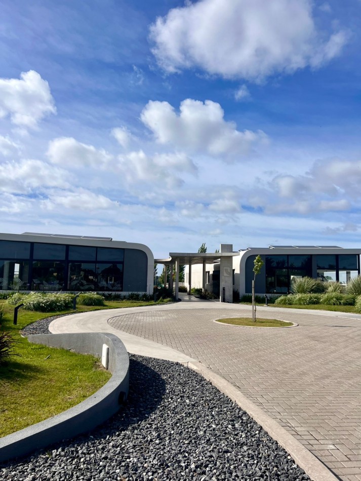 Lote de 600 m² en Developer Park - Ruta 2