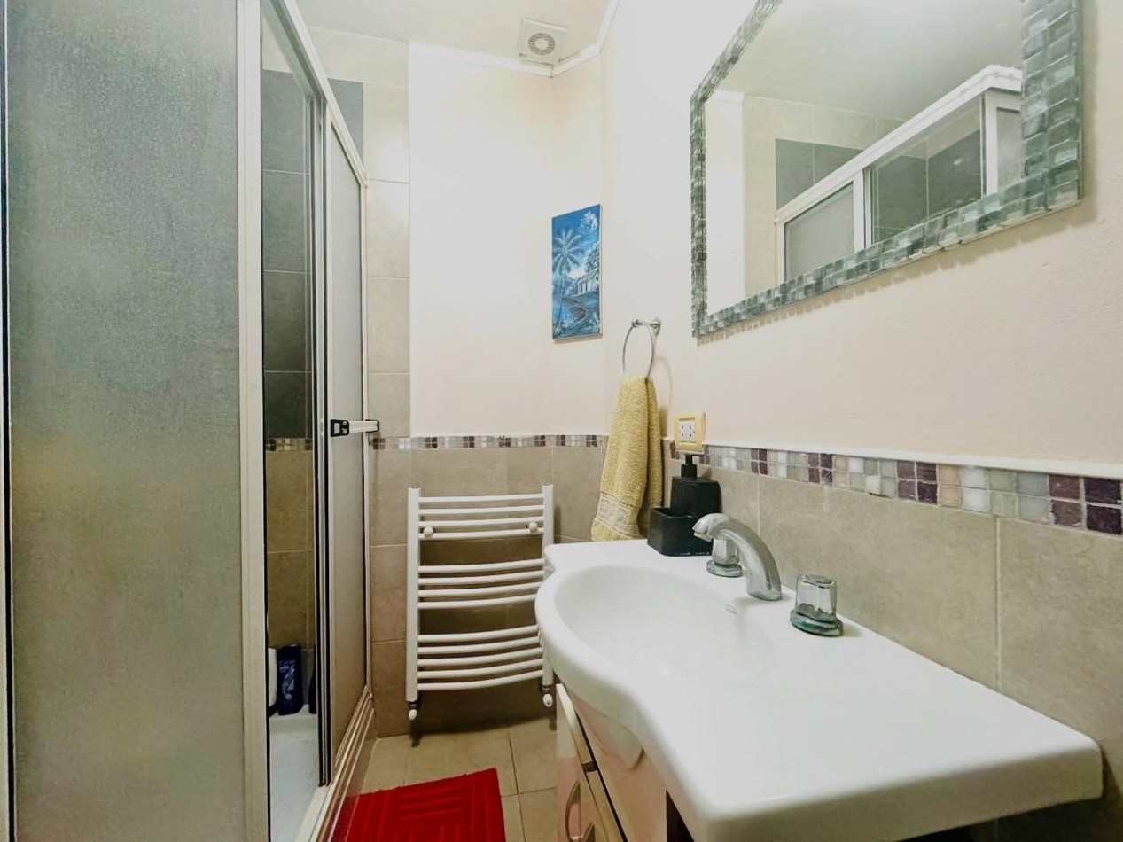 Casa 5 ambientes en venta - Barrio Caisamar