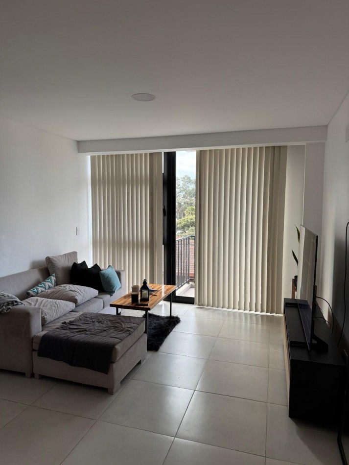 Moderno departamento de 2 ambientes con cochera - Villa Primera