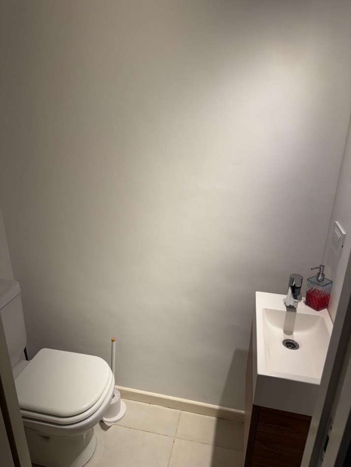 Moderno departamento de 2 ambientes con cochera - Villa Primera