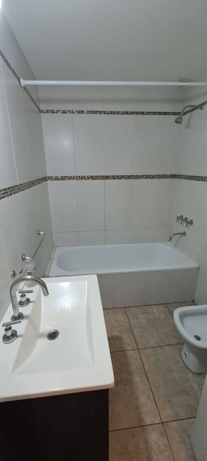 Departamento 2 ambientes en alquiler - Don Bosco