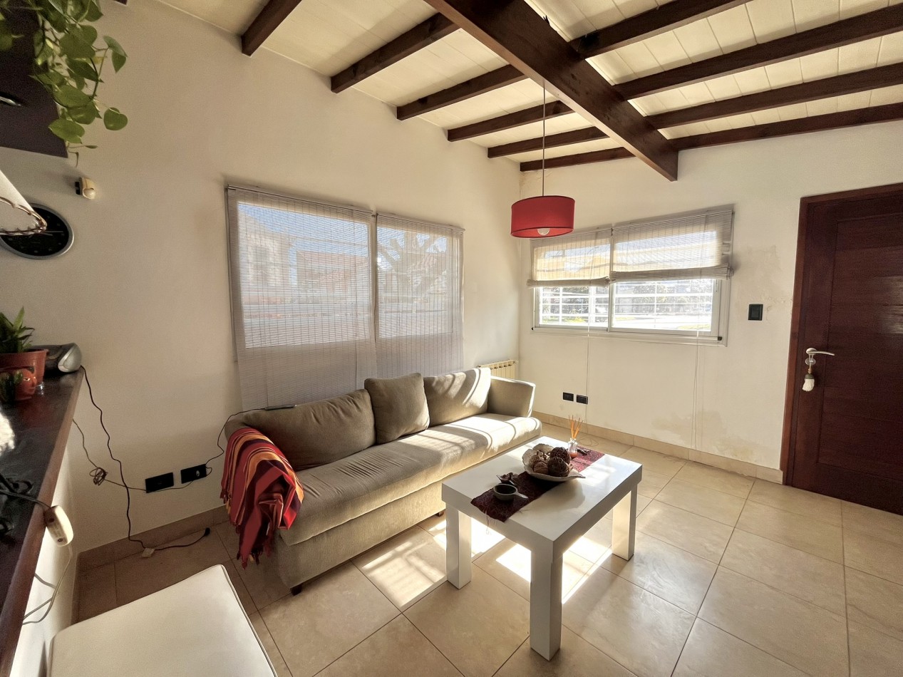 Casa 3 ambientes - En Venta