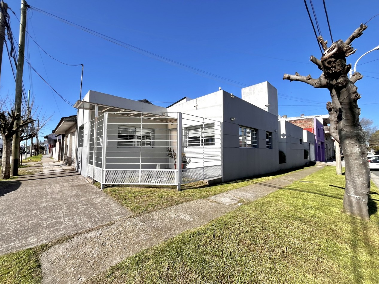 Casa 3 ambientes - En Venta
