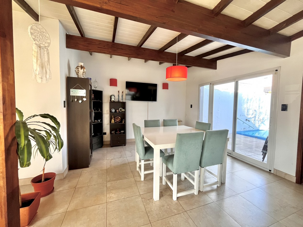 Casa 3 ambientes - En Venta