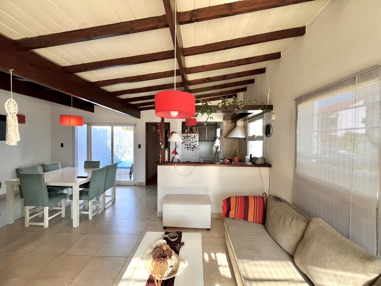 Casa 3 ambientes - En Venta