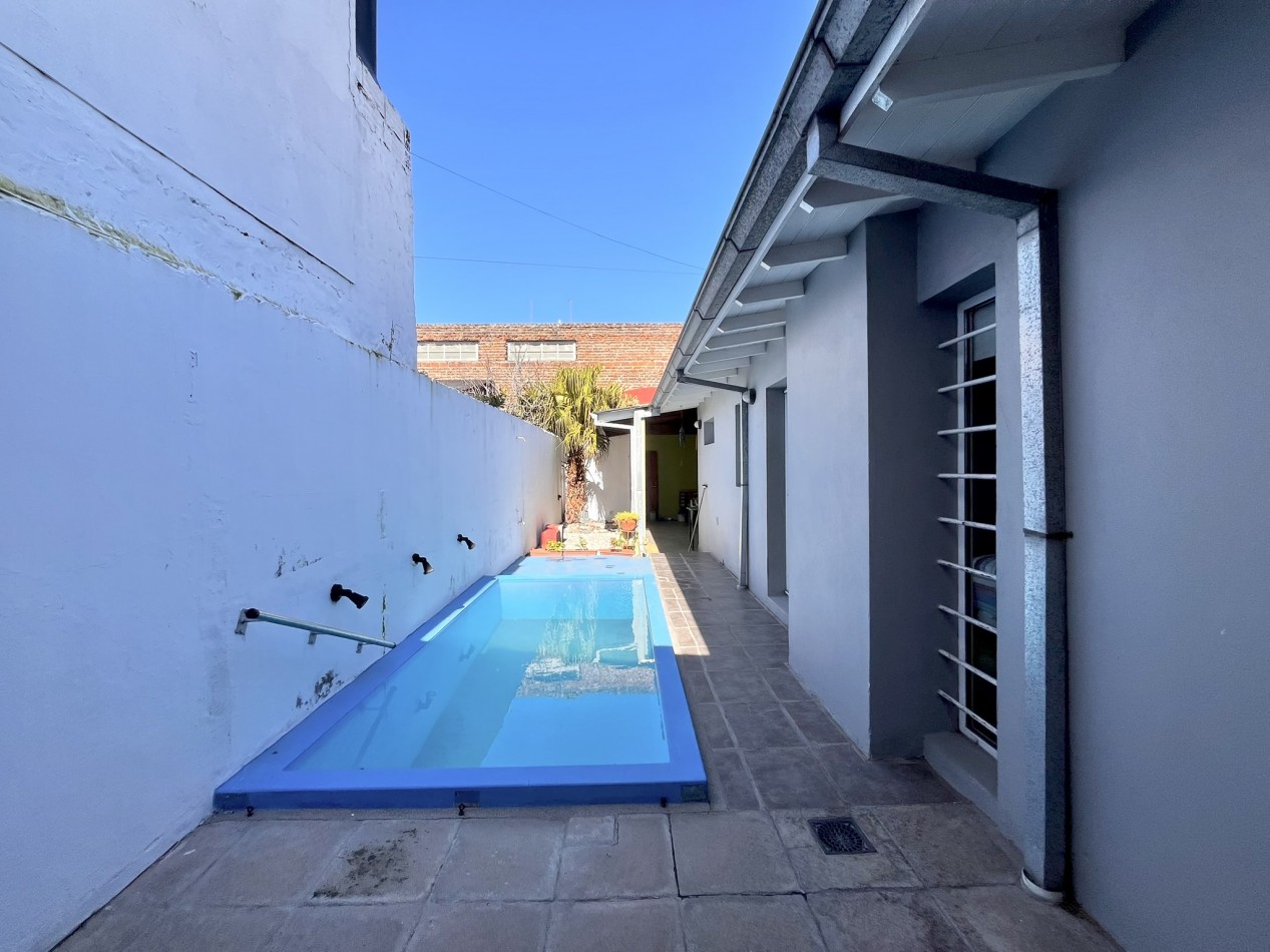 Casa 3 ambientes - En Venta