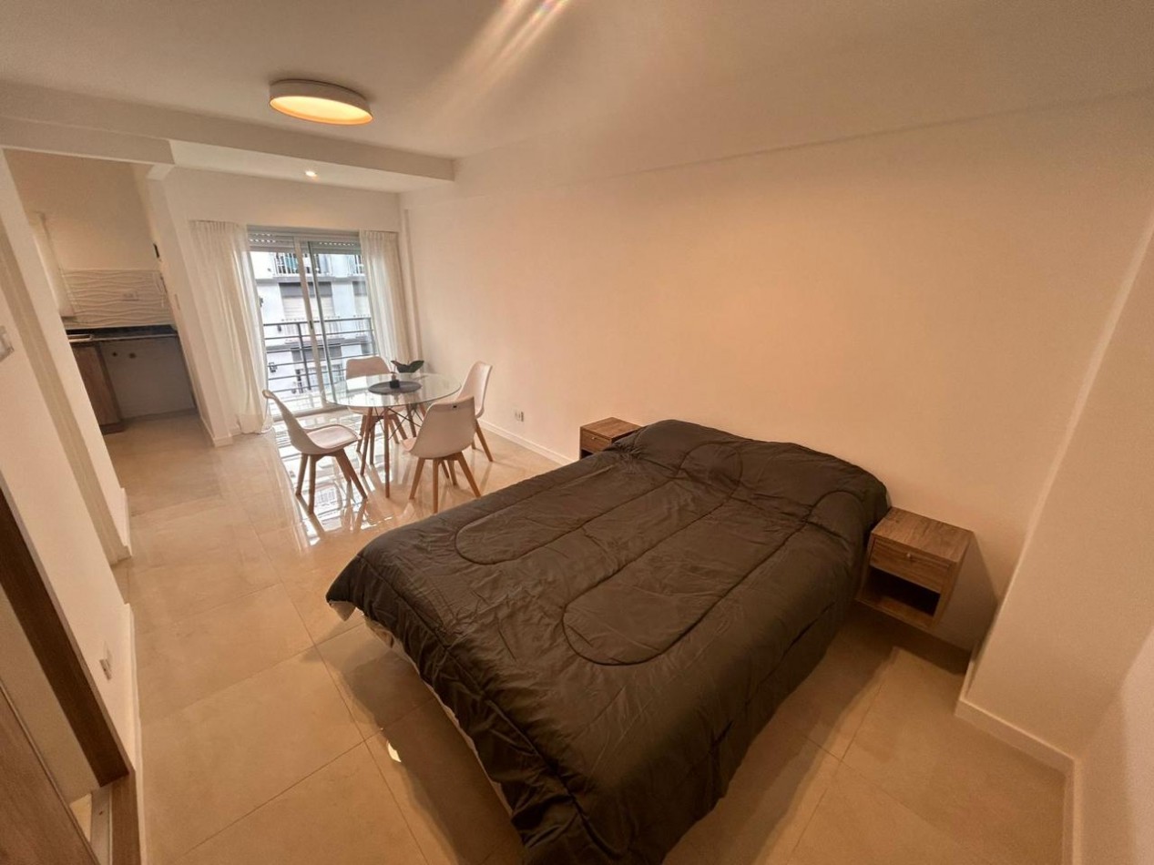 Departamento 1 ambiente - Plaza Colon