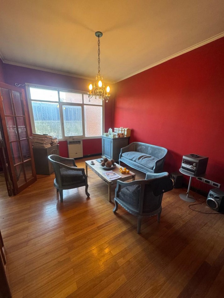 Oficina / Departamento 3 Ambientes en Alquiler con cochera - Centro