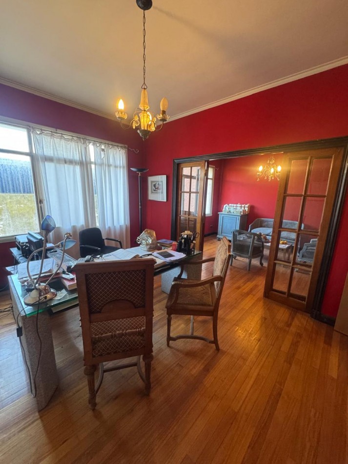 Oficina / Departamento 3 Ambientes en Alquiler con cochera - Centro