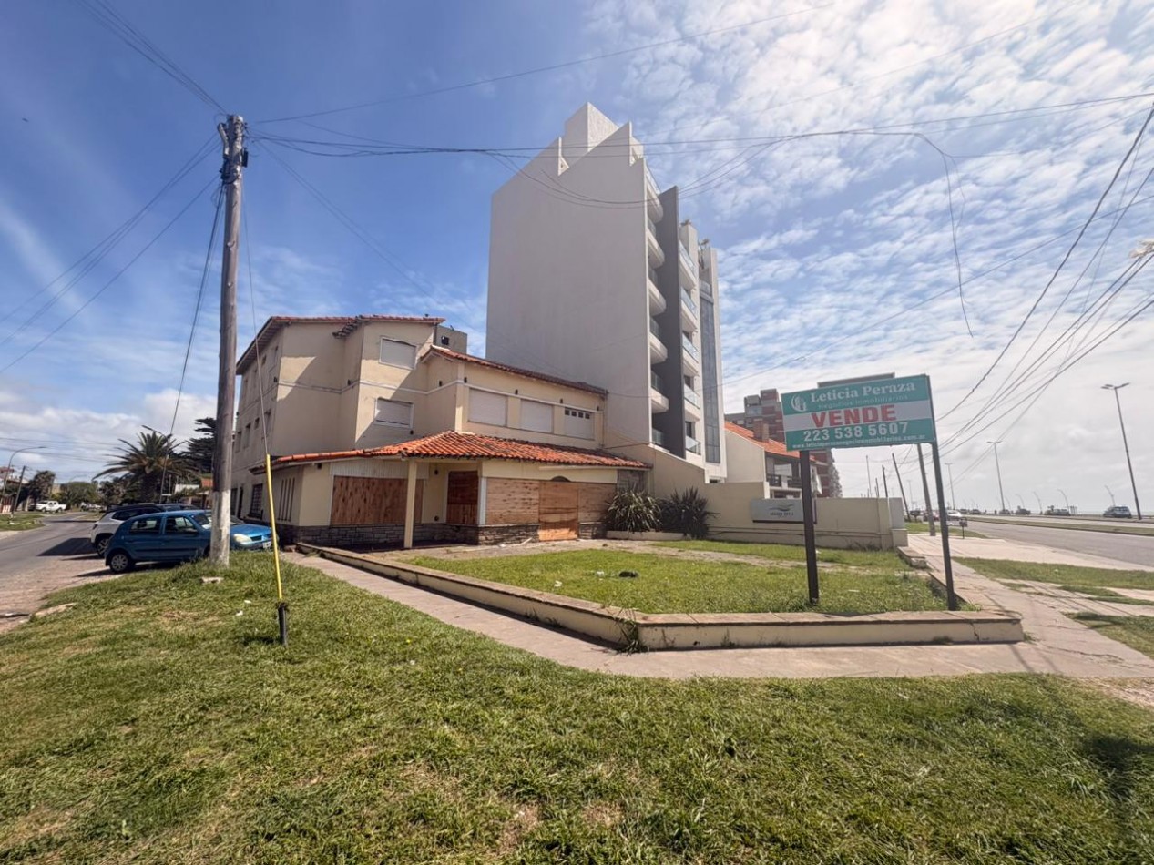 Propiedad a Demoler en Venta - Frente al Mar