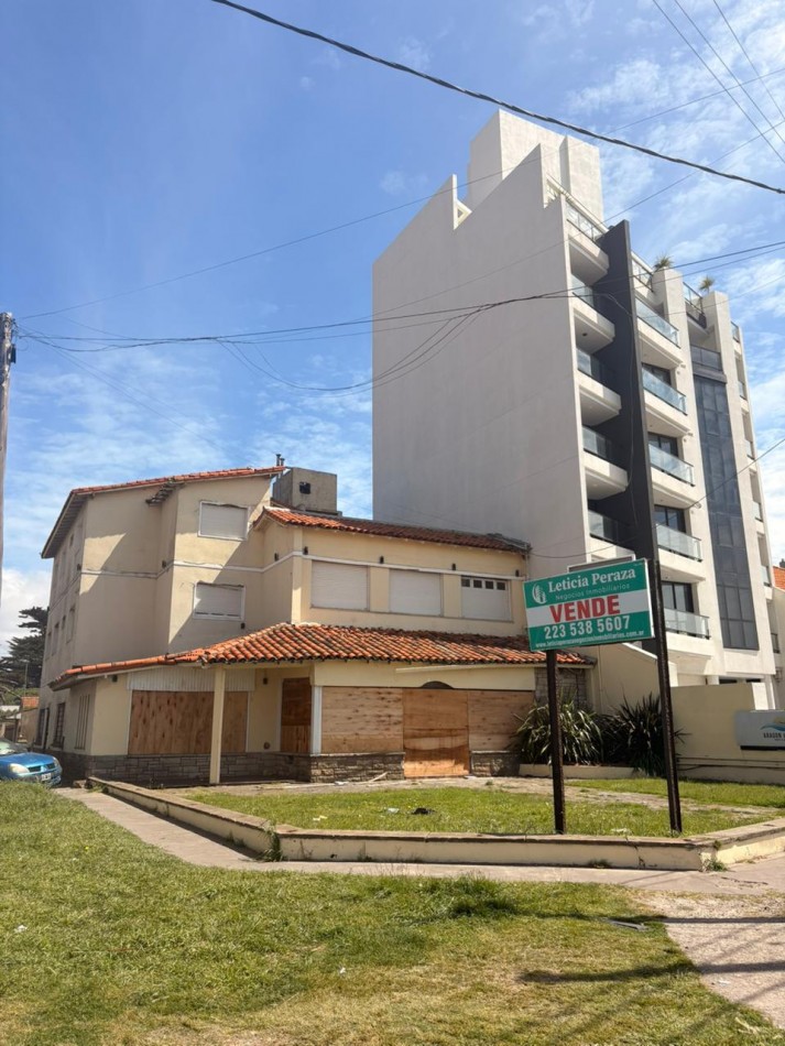 Propiedad a Demoler en Venta - Frente al Mar