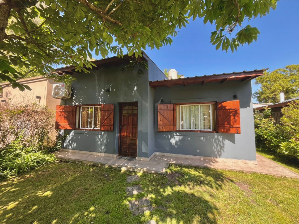 Casa en Venta - Barrio Las Margaritas, Ruta 2