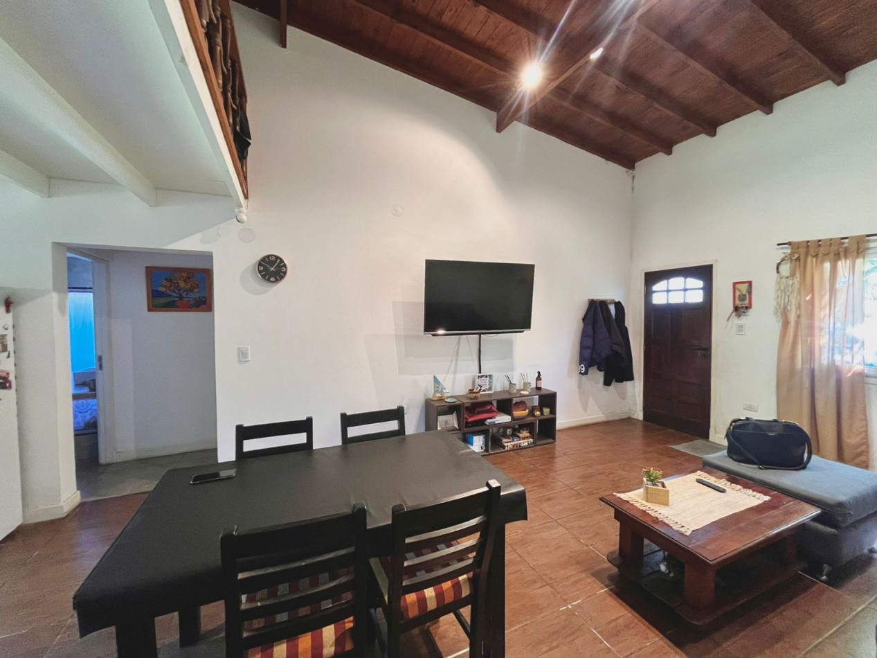 Casa en Venta - Barrio Las Margaritas, Ruta 2