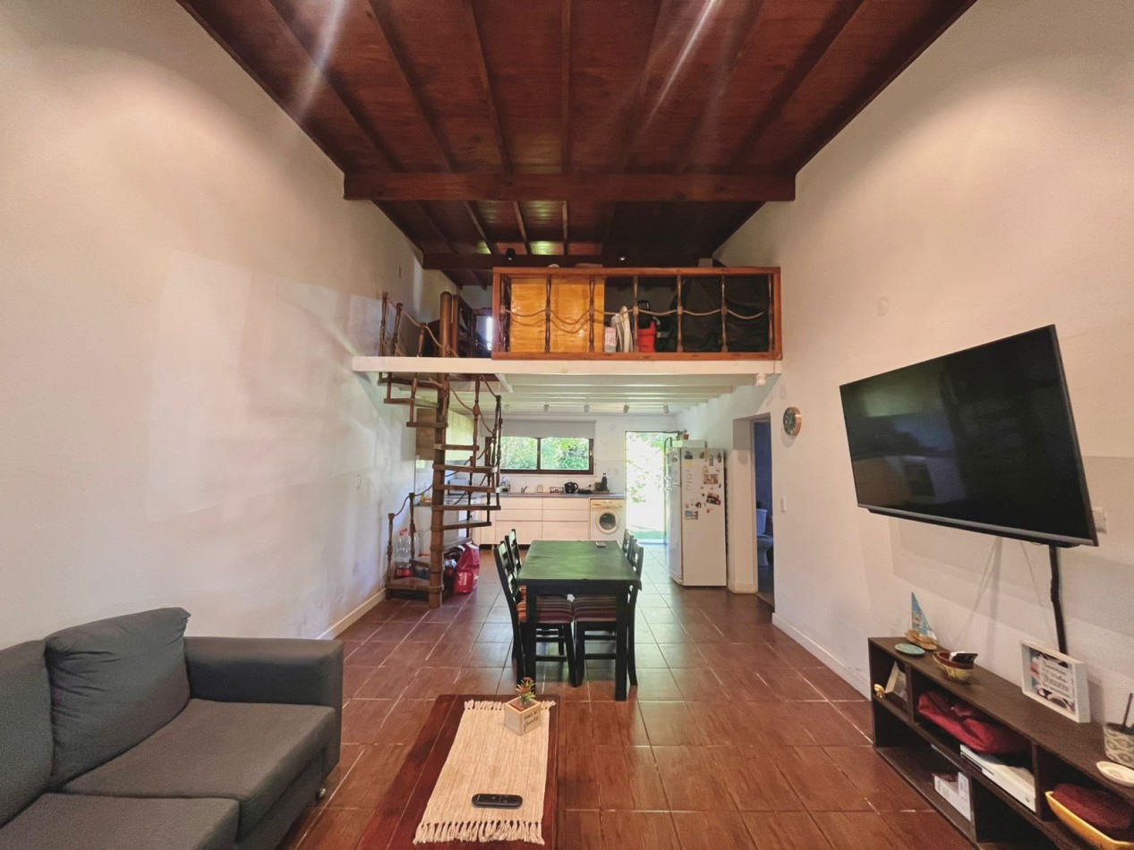 Casa en Venta - Barrio Las Margaritas, Ruta 2