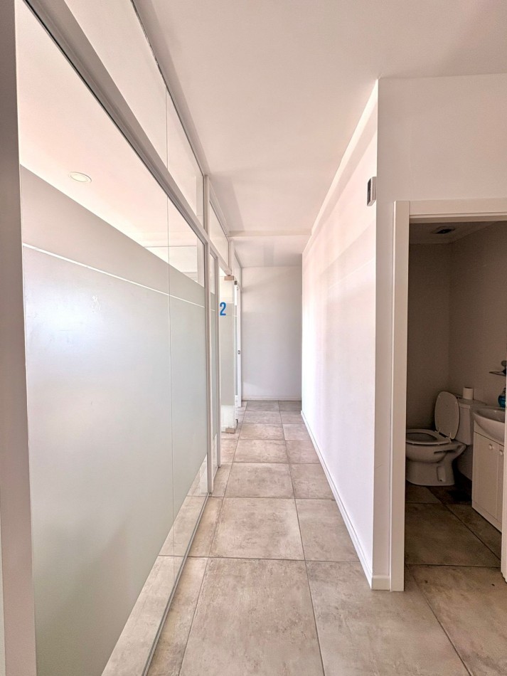 Oficina en Alquiler - Constitucion