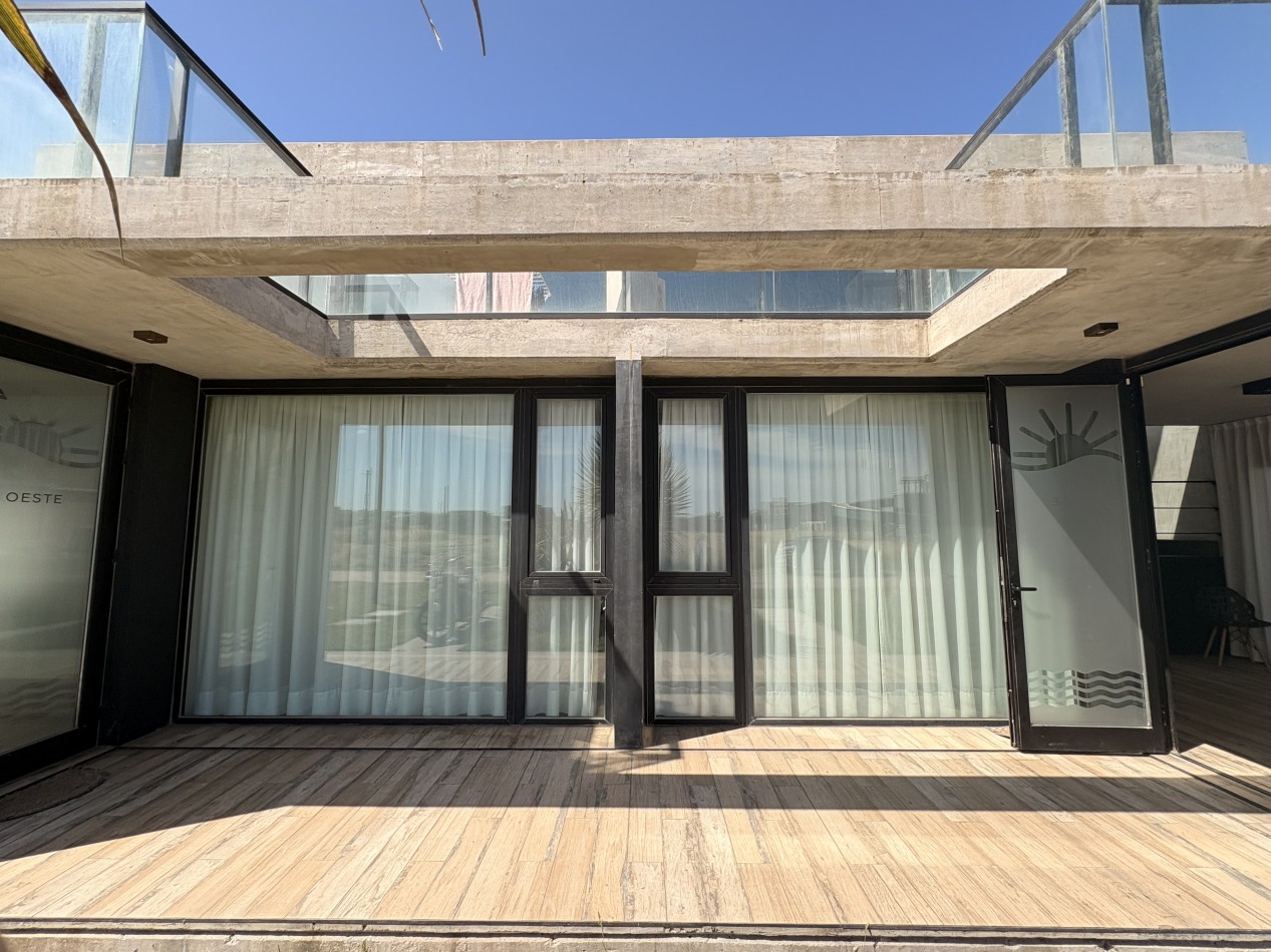 Dos Duplex 3 ambientes en venta - La Caleta 