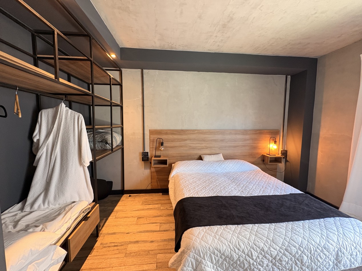 Dos Duplex 3 ambientes en venta - La Caleta 