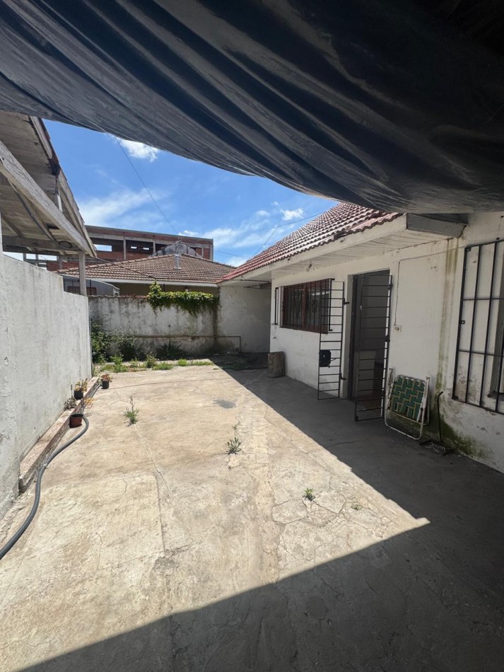 Casa + Dpto + Galpon - Las Avenidas