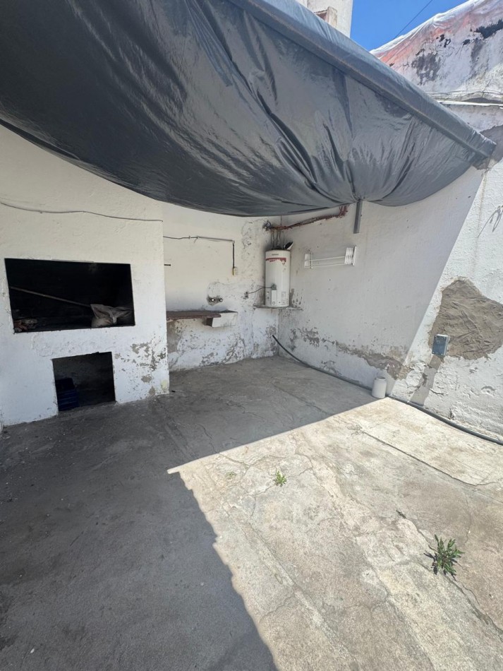 Casa + Dpto + Galpon - Las Avenidas