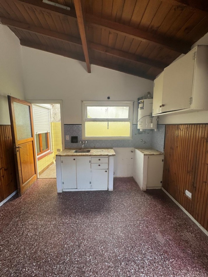 Casa + Dpto + Galpon - Las Avenidas