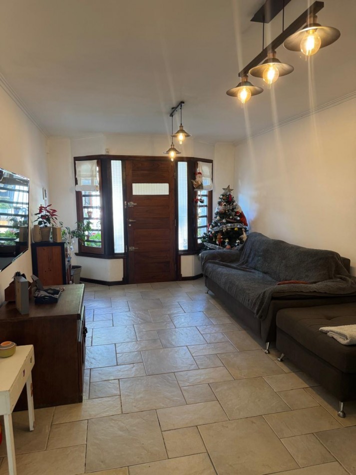 Triplex 5 ambientes en venta - Villa Primera