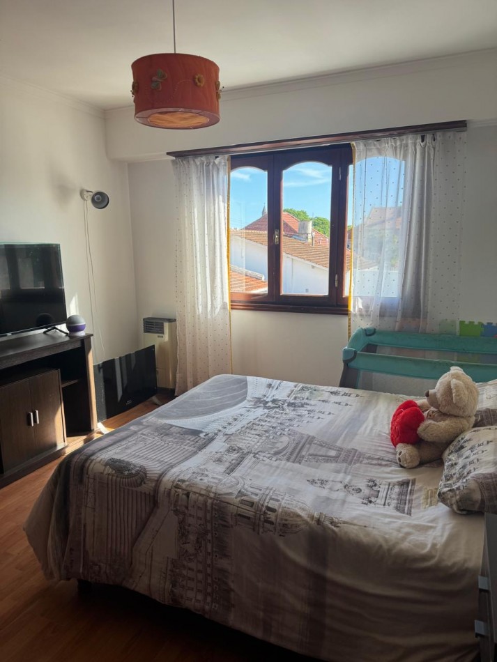 Triplex 5 ambientes en venta - Villa Primera