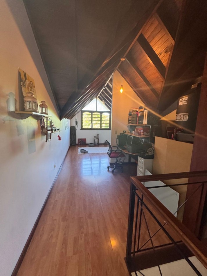 Triplex 5 ambientes en venta - Villa Primera