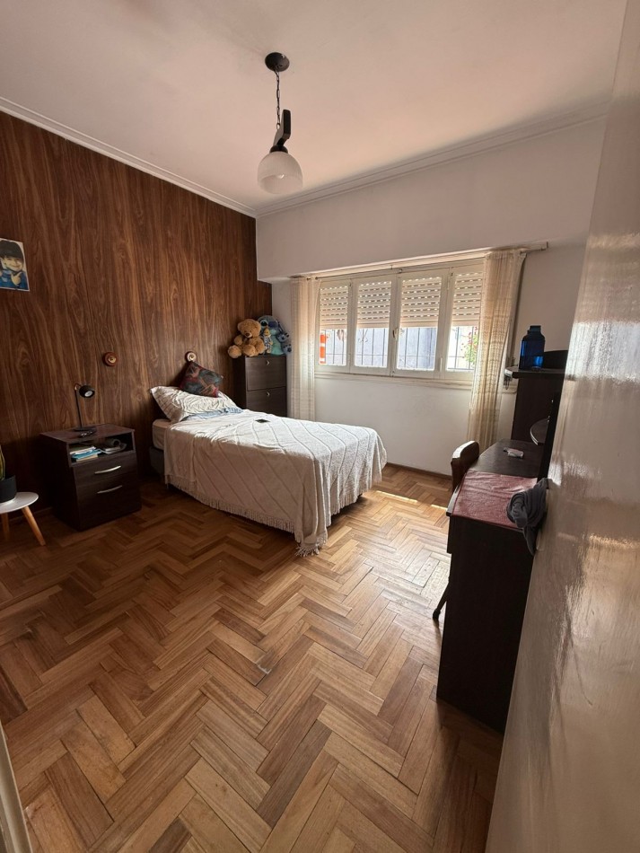 Chalet marplatense en venta - Barrio San Cayetano