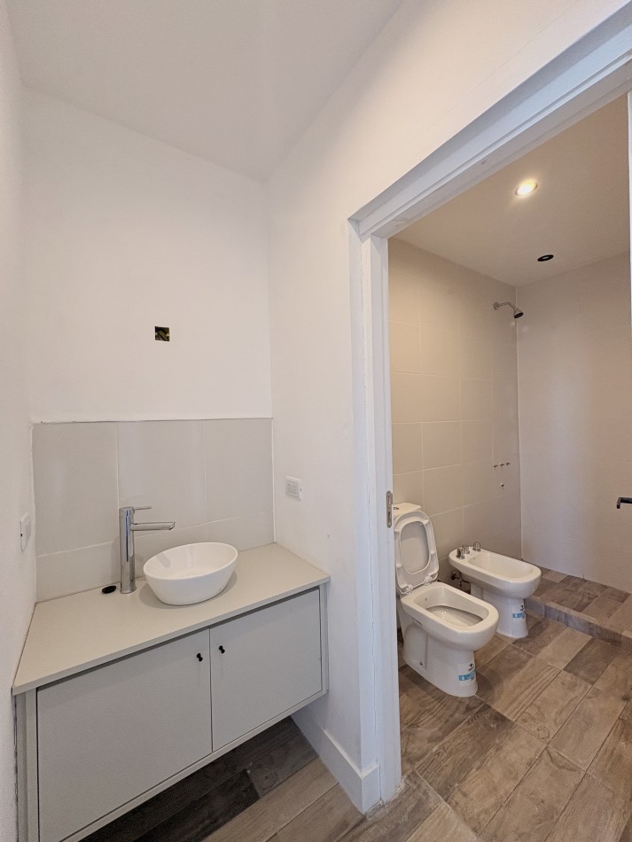 Duplex 3 ambientes a estrenar en venta - Barrio San Jeronimo 