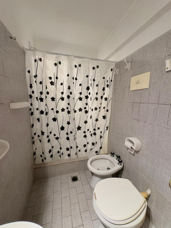 Departamento 3 Ambientes en Alquiler - Funes 2951