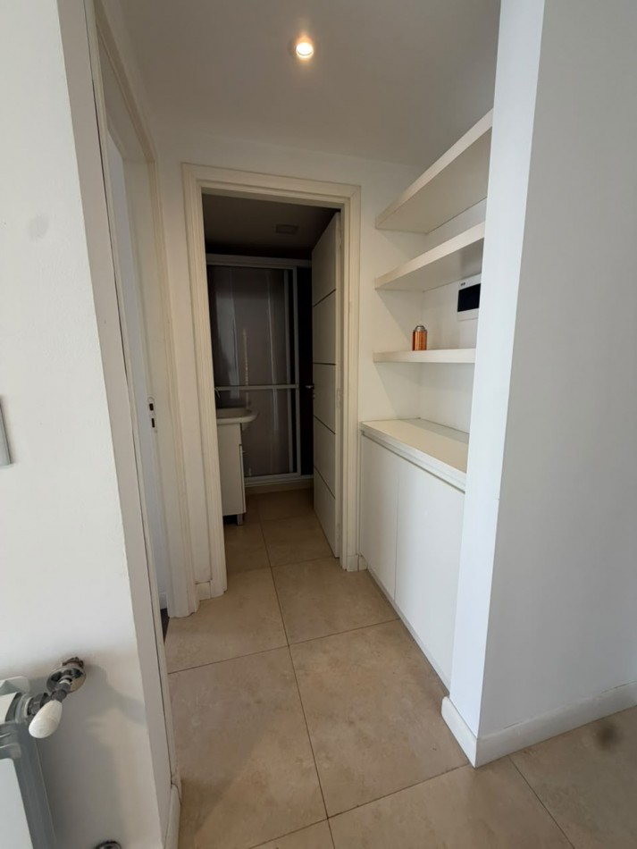 ALQUILER DOS AMBIENTES CON COCHERA
