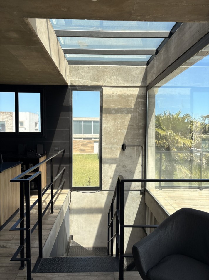 Dos Duplex 3 ambientes en venta - La Caleta 