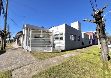Casa 3 ambientes - En Venta