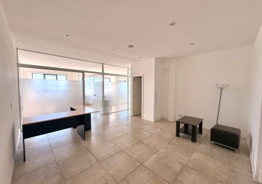 Oficina en Alquiler - Constitucion