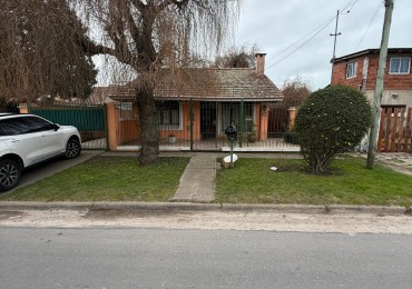 CASA EN VENTA - BARRIO AEROPARQUE 